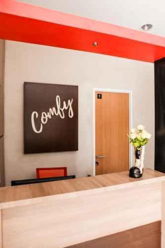 Comfy Homestay Джокьякарта Экстерьер фото